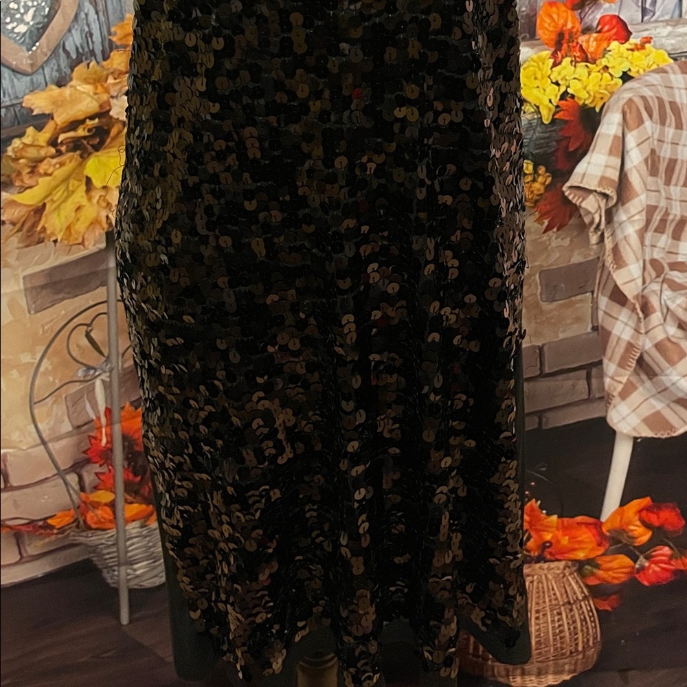 Tunic - Picture 2 of 5